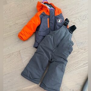 Nwt Orange and Gray Kids gusto snow pant set size 24m